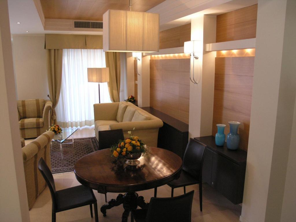 Aparthotel England Riccione Ngoại thất bức ảnh