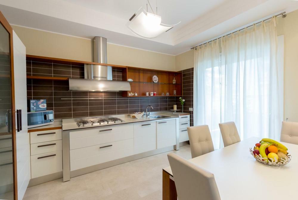 Aparthotel England Riccione Ngoại thất bức ảnh