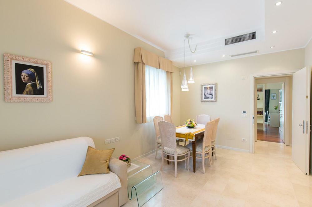 Aparthotel England Riccione Ngoại thất bức ảnh